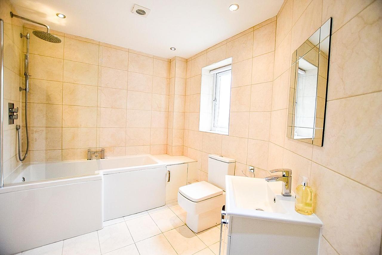 Sunderland Short Stays 2 Bedroom Apartment Free Parking Fulwell Sr6 Eksteriør bilde
