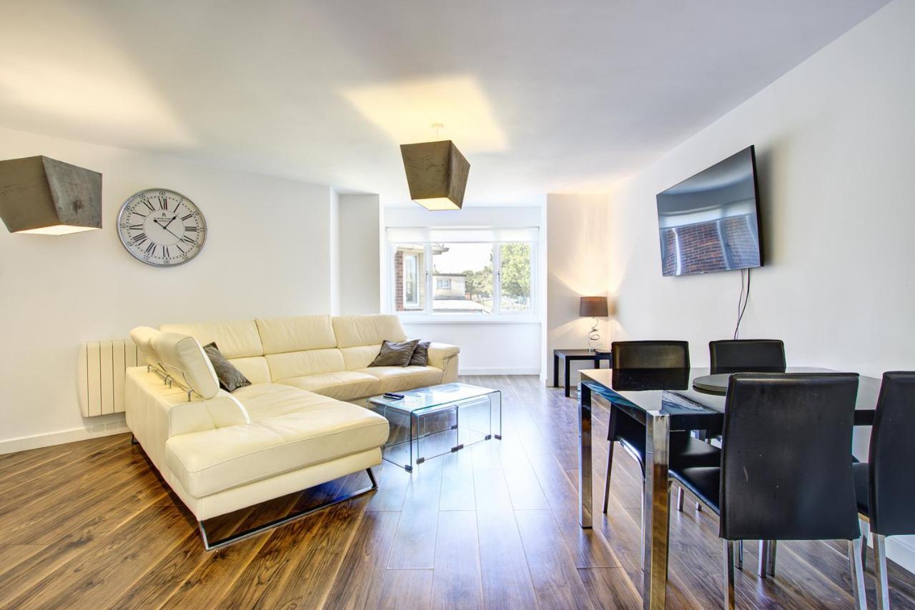 Sunderland Short Stays 2 Bedroom Apartment Free Parking Fulwell Sr6 Eksteriør bilde