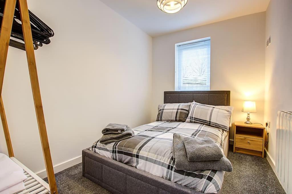 Sunderland Short Stays 2 Bedroom Apartment Free Parking Fulwell Sr6 Eksteriør bilde