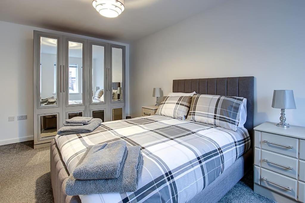 Sunderland Short Stays 2 Bedroom Apartment Free Parking Fulwell Sr6 Eksteriør bilde
